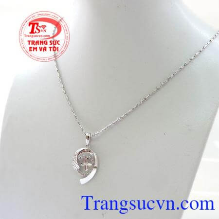 Sản phẩm kèm giấy kiểm định uy tín, giao hàng toàn quốc, đảm bảo chất lượng. Bộ dây chuyền 10k nữ xinh xắn