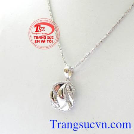 Hãy đến Trang sức em và tôi để xem và lựa chọn những sản phẩm phù hợp với bạn. Bộ nữ trang vàng trắng mặt và dây