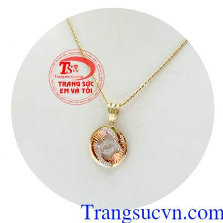 Bộ mặt nữ chanel may mắn