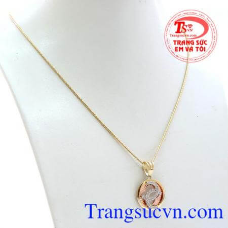 ộ mặt dây thích hợp làm quá tặng,bộ dây chuyền thời trang. Bộ mặt nữ chanel may mắn