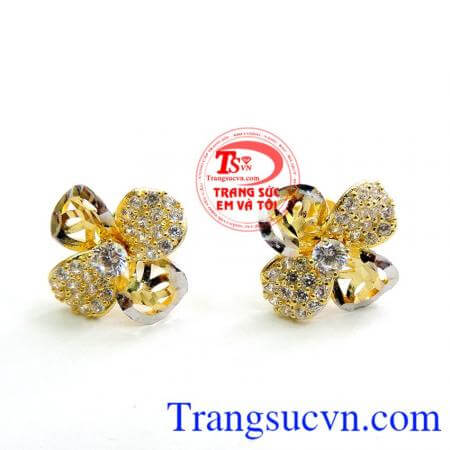 Bán đôi Bông Tai Hoa 4 Cánh chất lượng vàng đảm bảo.