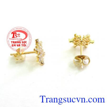 Sản phẩm uy tín chất lượng có tại Công ty Trang sức Em và Tôi. Đôi Hoa Tai Bông Hoa Tuyết