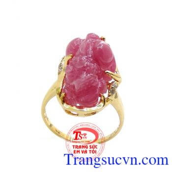 Nhẫn nữ tỳ hưu ruby mông cong, nhẫn nữ tỳ hưu ruby hồng ngọc xinh, ru by biểu tượng của tình yêu, sự ngọt ngào và tinh tế. nhãn nữ ruby là một trong những xu hướng lựa chọn trang sức hàng đầu của phái đẹp.