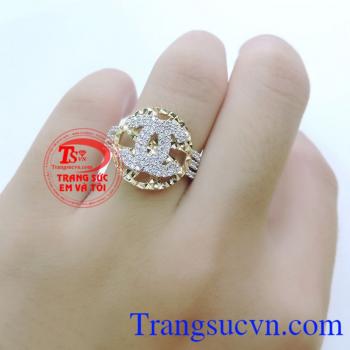 Nhận thiết kế nhẫn theo yêu cầu chỉ trong vòng 7 ngày thanh toán và nhận hàng. Nhẫn nữ vàng tây, món quà tuyệt vời cho người phụ nữ bạn yêu thương.