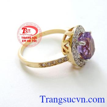 Nhẫn Nữ Đá Thạch Anh Tím chất lượng cao, mẫu mã đẹp. Nhẫn Nữ Đá Thạch Anh Tím là sự lựa chọn hoàn hảo của các doanh nhân và các nhà hoạt động xã hội