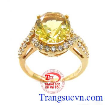 Nhẫn Nữ Đá Thạch Anh Vàng chất lượng cao. Nhẫn Nữ Đá Thạch Anh Vàng nhãn nữ Thạch anh vàng được làm từ Vàng 14k gắn đá Citrine hoàn hảo hơn khi người Mệnh Kim và Thủy đeo sẽ  may mắn và hợp Mệnh