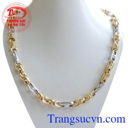 Vòng cổ vàng tây với thiết kế đẹp và sang trọng dành cho phái mạnh. Dây chuyền nam vàng cho nam đeo