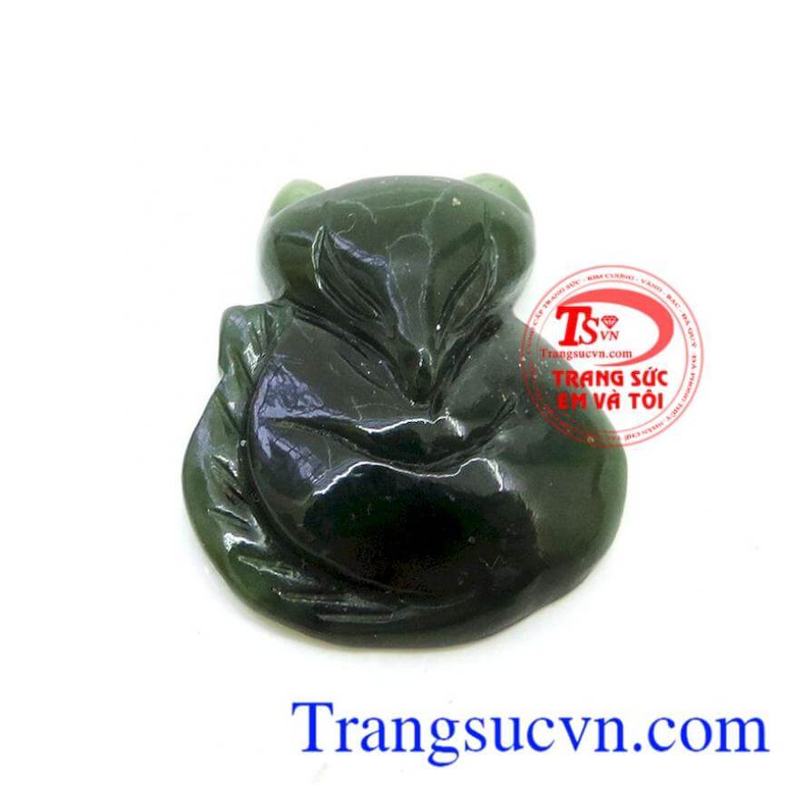 Ngọc nephrite hồ ly trường kì