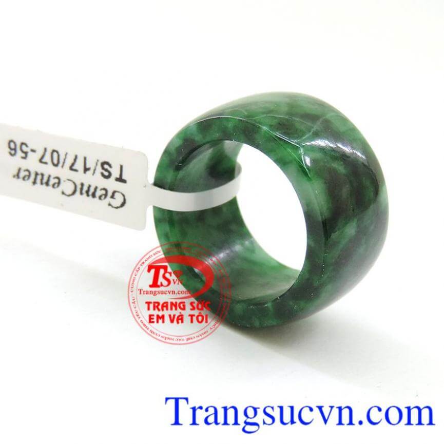 Nhẫn ngọc cẩm thạch myanmar