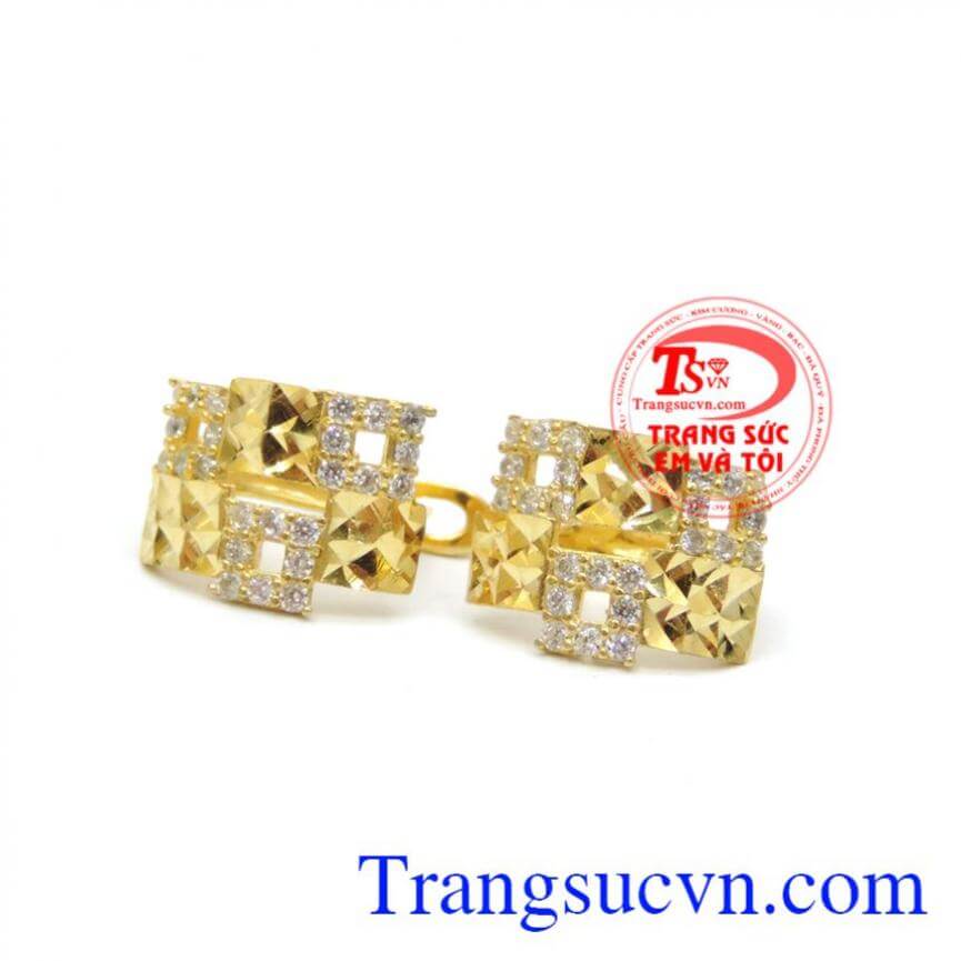 Bông tai cô nàng sáng giá