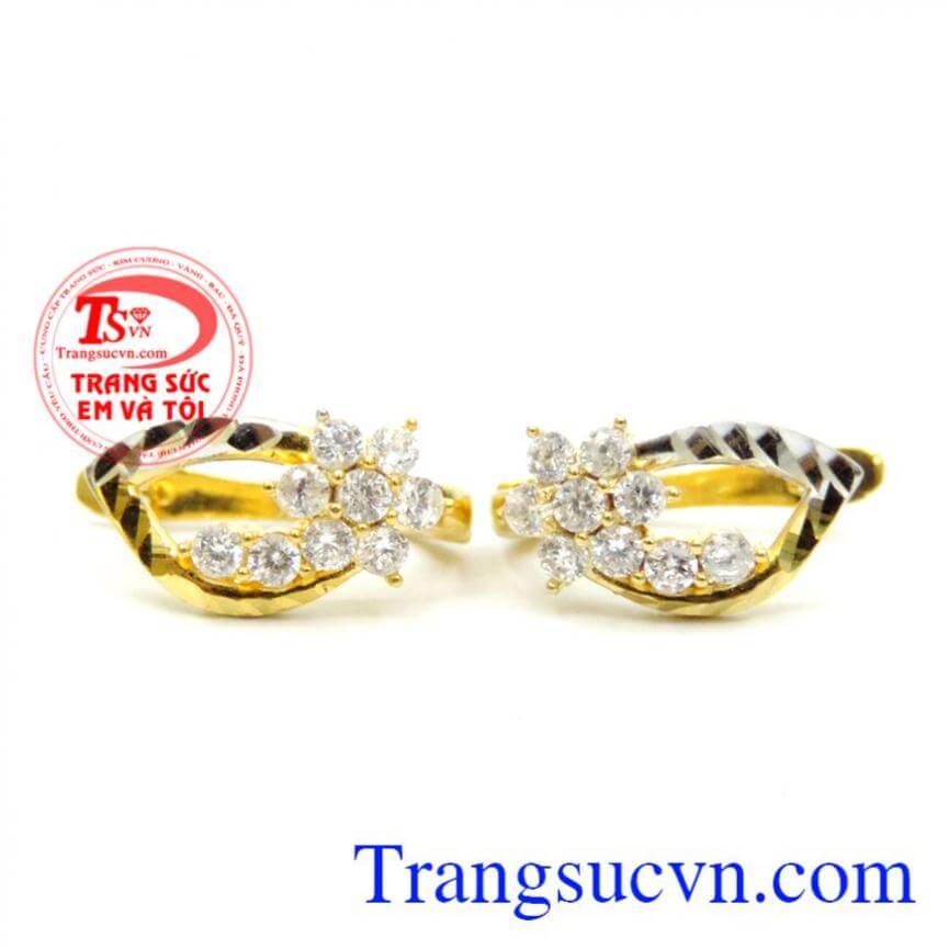 Bông tai Tú ngoại tuệ trung