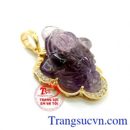 Thiềm thừ, cóc 3 chân ngậm tiền được xem là biểu tượng may mắn về tài lộc.