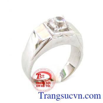 Nhẫn 6ly nam 18k vàng trắng, nhẫn nam vàng trắng 18k đẹp, sáng, bền màu. Bảo hành 1 năm. Sản phẩm nhẫn nam vàng trắng phong cách cho nam giới, nhận thiết kế theo yêu cầu. Nhẫn nam đá kim cương nhân tạo 6 ly thời trang, đơn giản mà tinh tế