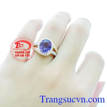Nhẫn nữ thạch anh tím tình yêu, nhẫn nữ thạch anh tím bọc vàng 14k kiểu dáng sang trọng
