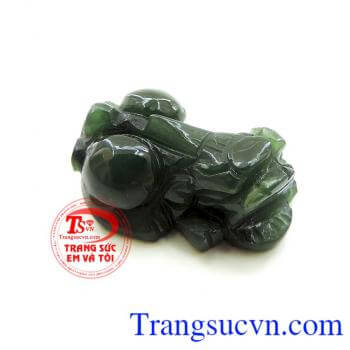 Tỳ hưu ngọc Nephrite suôn sẻ