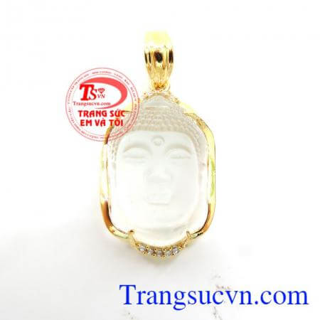 Mặt phật đá nhân tạo trắng.Nam giới luôn dùng những mặt dây chuyền nam để thể hiện, khẳng định được cá tính của mình.