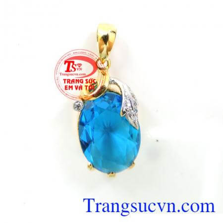 Thiết kế tinh tế, trẻ trung mang đến cho người dùng một sản phẩm hoàn hảo. Mặt nữ đá xanh quyến rũ