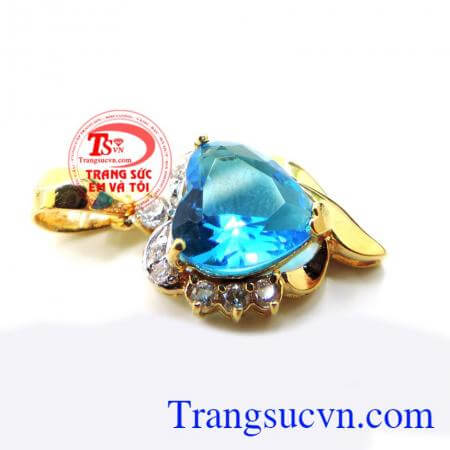Mặt nữ xanh ngọc thục nữ