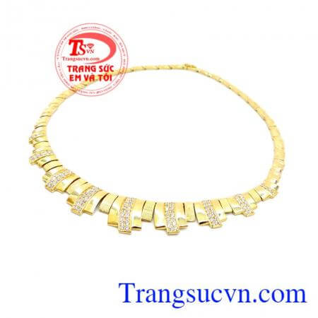 Kiềng vàng lộng lẫy