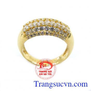 Nhẫn Nữ Gắn Đá Xinh Xắn chất lượng cao. Nhẫn Nữ Gắn Đá Xinh Xắn, nhẫn nữ vàng tây, Nhẫn vàng tây nữ là sản phẩm được nhiều phái nam lựa chọn để tặng cho người mình yêu thương