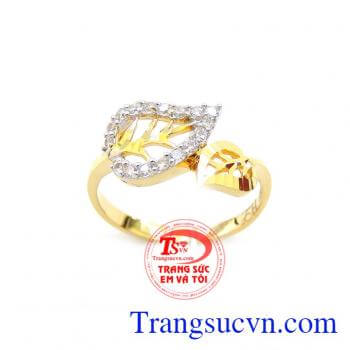 Nhẫn Nữ Lá May Mắn chất lượng vàng đảm bảo. Nhẫn Nữ Lá May Mắn , nhẫn nữ vàng tây, nhẫn nữ giá rẻ