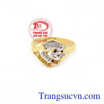 Nhẫn Cho Nữ Đeo 10k chất lượng cao. Nhẫn vàng tây nữ là món quà ý nghĩa tặng người yêu trong các ngày lễ, kỷ niệm