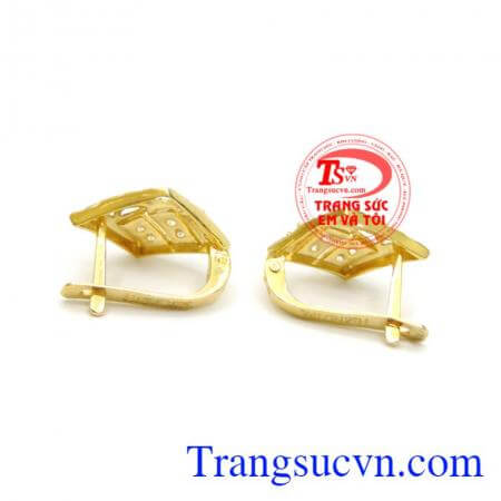 Bông tai nữ hương diễm đoạt mục.