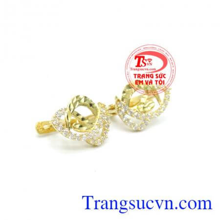 Bông tai nữ kiều tiểu linh lung.