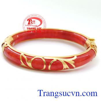 Vòng tay ngọc đỏ trẻ trung 
