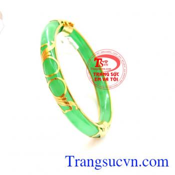 Vòng tay ngọc bọc vàng cánh hoa