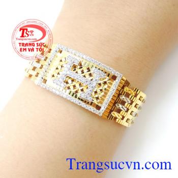 Lắc Tay Chữ H Vàng Giá Tốt thiết kế và chế tác tinh tế, đường nét sáng bóng,bền đẹp, đeo lắc tay vàng tây hợp thời trang, khách hàng nhiều năm liền bình chọn.