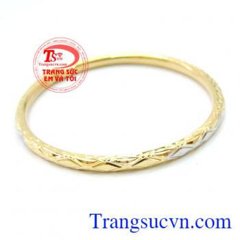 Bán chiếc Vòng Vàng Nữ Đeo Tay chất lượng vàng đảm bảo. 