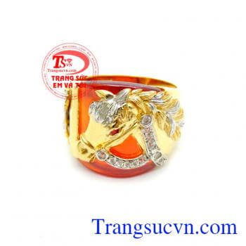 Nhẫn Nam Ngựa Vàng Đá Đỏ chất lượng cao. Nhẫn Nam Ngựa Vàng Đá Đỏ, nhẫn nam vàng tây, nhẫn nam đẹp
