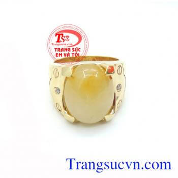 Nhẫn nam vàng 14k gắn đá quý saphire thiên nhiên mang lại vẻ lịch lãm phong cách đẳng cấp cho phái mạnh. Chúng tôi chuyên cung cấp các mặt hàng uy tín chất lượng đến tay khách hàng.