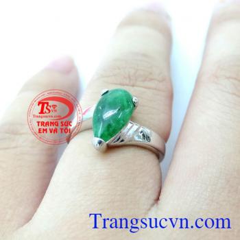Nhẫn Nữ Vàng Trắng Gắn Đá Ngọc Cẩm Thạch chất lượng vàng đảm bảo. Nhẫn Nữ Vàng Trắng Gắn Đá Ngọc Cẩm Thạch, nhẫn nữ vàng tây, nhẫn nữ đẹp, nhẫn nữ gắn đá ngọc cẩm thạch thiên nhiên