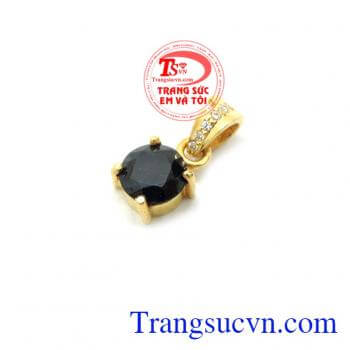 Mặt Dây Gắn Đá Saphire Đen Nhỏ Xinh 18k sang trọng bền đẹp Chất lượng đảm bảo