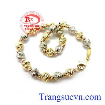 Lắc Bi Nữ Đeo Tay 10K Đẹp, lắc tay nữ đep, lắc bi nhập khẩu italy nguyên chiếc đeo bền đẹp sáng bóng được nhiều phái đẹp lựa chon.