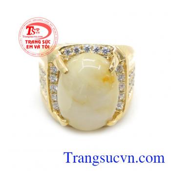 Nhẫn Nam Saphire được thiết kế tinh tế mang lại vẻ sang trọng lịch lãm cho phái mạnh. Sản phẩm bảo hành 1 năm giao hàng trên toàn quốc