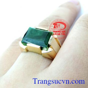 Nhẫn Nam Vàng 14K Jadeite Thiên Nhiên cao cấp, là sản phẩm rất được phái mạnh ưa chuộng