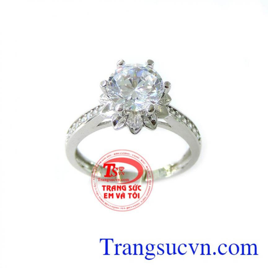 Nhẫn Nữ Vàng Trắng Hoa Đá Lấp Lánh