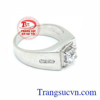 Chiếc nhẫn vàng thời trang vô cùng sang trọng cho giới thượng lưu, chiếc nhẫn thể hiện cái tôi và gu thời trang của bạn.
