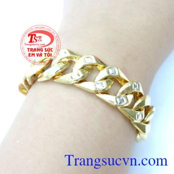 Chất lượng vàng đảm bảo,thiết kế lắc tinh tế và sang trọng. Lắc Vàng Mạnh Mẽ Cho Nam Đeo