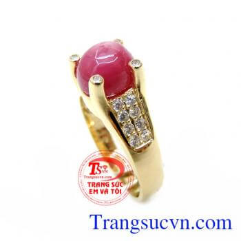 Từ thời xa xưa, ruby đã được biết với khả năng giúp ngăn ngừa, phòng tránh các căn bệnh nặng và tạo cho cơ thể nguồn năng lượng tích cực