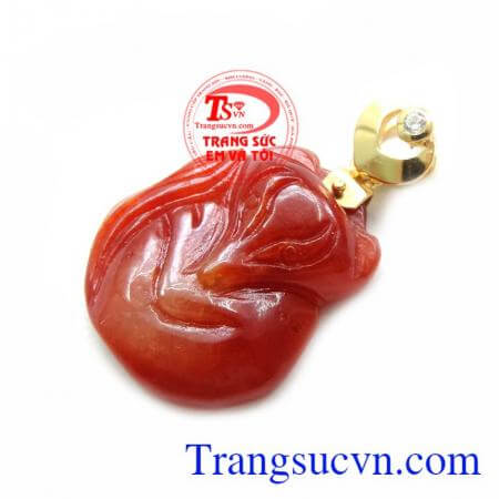 Dựa vào những truyền thuyết về Hồ Ly như vậy mà con người vốn đã sớm coi Hồ Ly như 1 linh vật phong thủy và càng ứng dụng nhiều hơn trong cuộc sống hiện đại. Mặt Dây Hồ Ly Ngọc Đỏ Móc Vàng