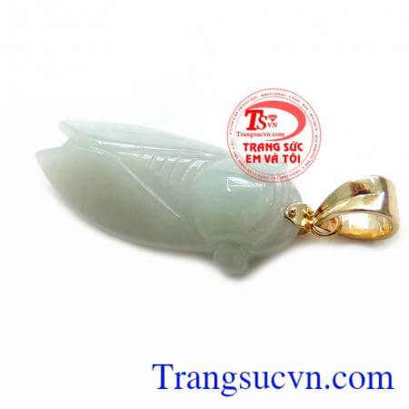 Nếu cho trẻ đeo Ngọc thiền ( Con ve bằng ngọc ) thì cũng có thể đạt được hiệu quả tương tự như vậy, nếu có con gái lười thì nên tìm Ngọc thiền cho nó đeo, nó sẽ trở nên chăm chỉ và có chí hướng. Mặt Ve Sầu Ngọc