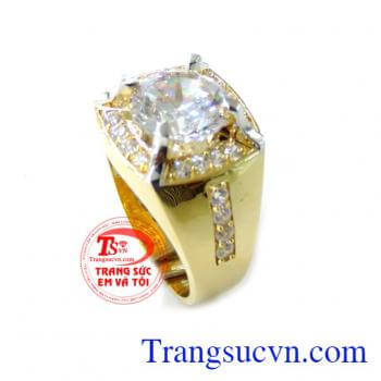 Nhẫn Nam Vàng Tây Đá 9ly làm tôn lên sự nam tính và tinh tế của phái mạnh,đeo nhẫn nam thể hiện sự may mắn và công danh