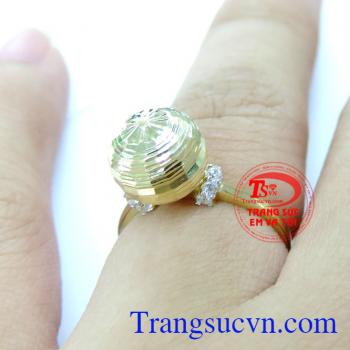 Bán nhẫn nữ vàng dành cho nữ,nhẫn nữ vàng tây,được thiết kế tinh tế, đeo xinh xinh trên ngón tay đeo nhẫn, nhẫn nữ bảo hành 6 tháng giao toàn quốc, thanh toán an toàn.