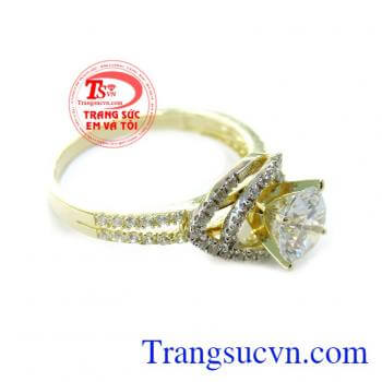 Nhẫn Nữ Vàng 10k Đeo Quý Phái chất lượng vàng đảm bảo. Nhẫn Nữ Vàng 10k Đeo Quý Phái, nhẫn nữ vàng tây, nhẫn nữ đẹp