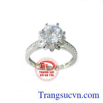 Nhẫn Nữ Vàng Trắng Hoa Đá Lấp Lánh chất lượng cao. Nhẫn Nữ Vàng Trắng Hoa Đá Lấp Lánh, nhẫn nữ vàng tây, nhẫn nữ đẹp