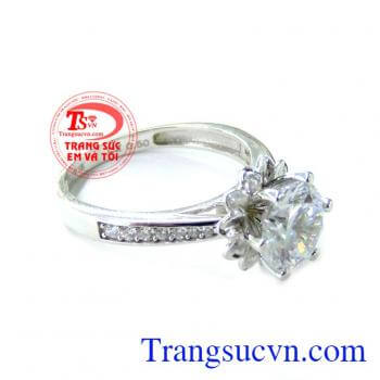 Nhẫn Nữ Vàng Trắng Hoa Đá Lấp Lánh chất lượng cao. Nhẫn Nữ Vàng Trắng Hoa Đá Lấp Lánh, nhẫn nữ vàng tây, nhẫn nữ đẹp